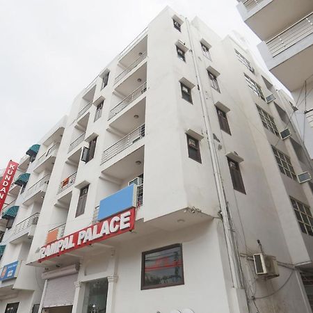 Hotel Rampal Palace Nowe Delhi Zewnętrze zdjęcie