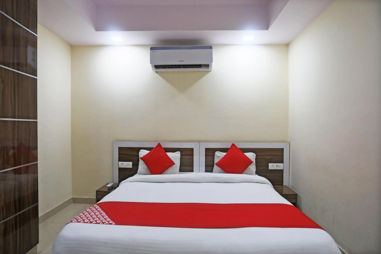 Hotel Rampal Palace Nowe Delhi Zewnętrze zdjęcie