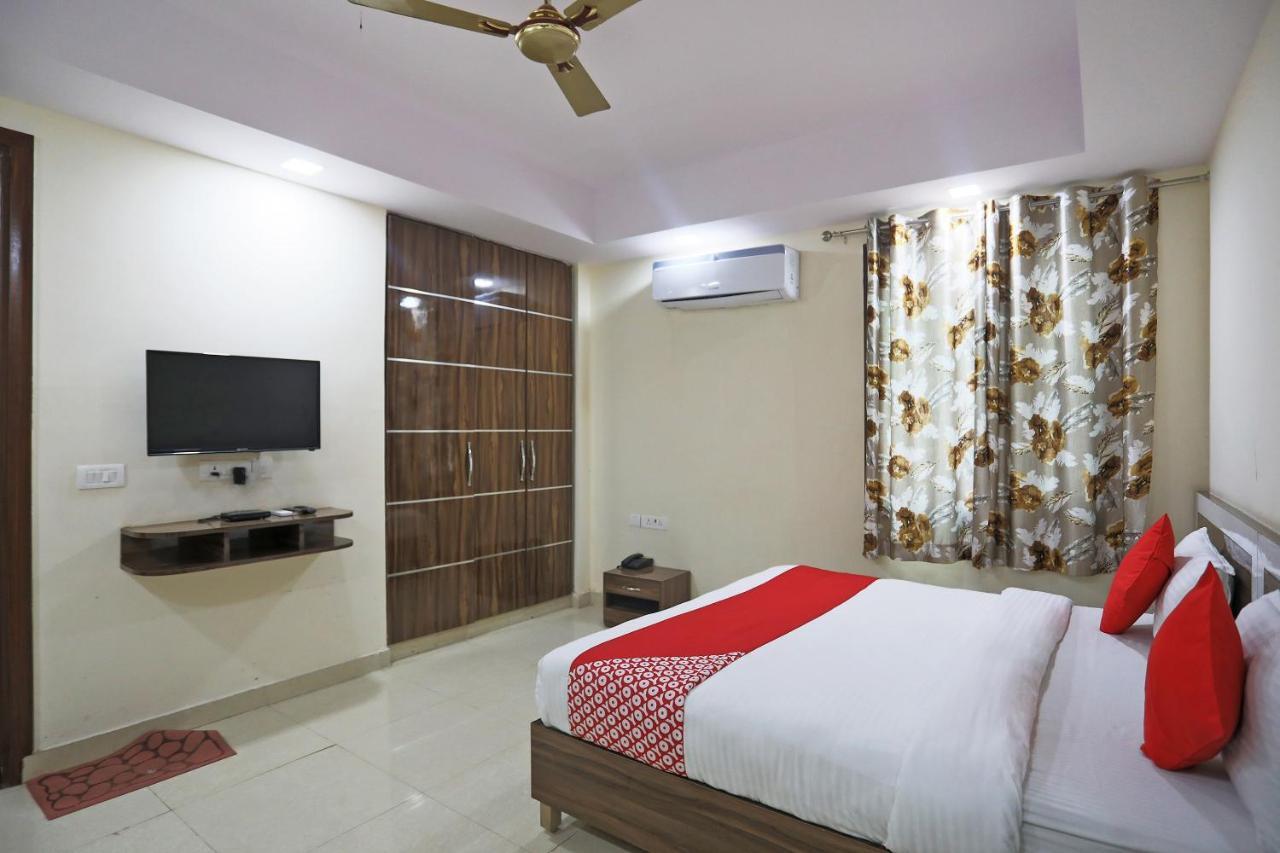 Hotel Rampal Palace Nowe Delhi Zewnętrze zdjęcie